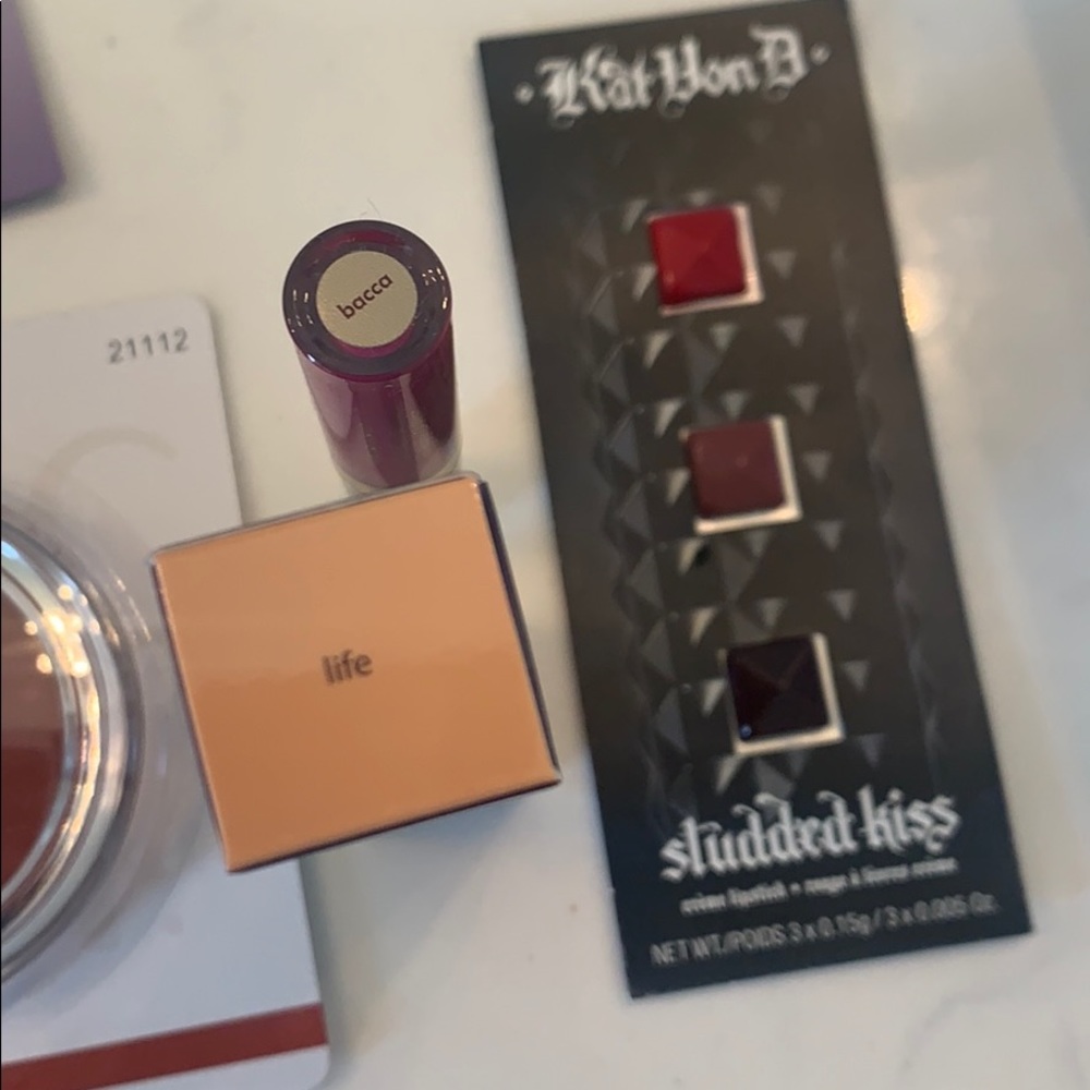 MAC, TARTE, STILA and more MAKEUP/LIP BUNDLE - Picture 7 of 8